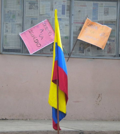 67217_889078110159_2486426_n